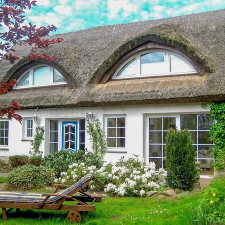 Ferienhaus Reetdachhaus